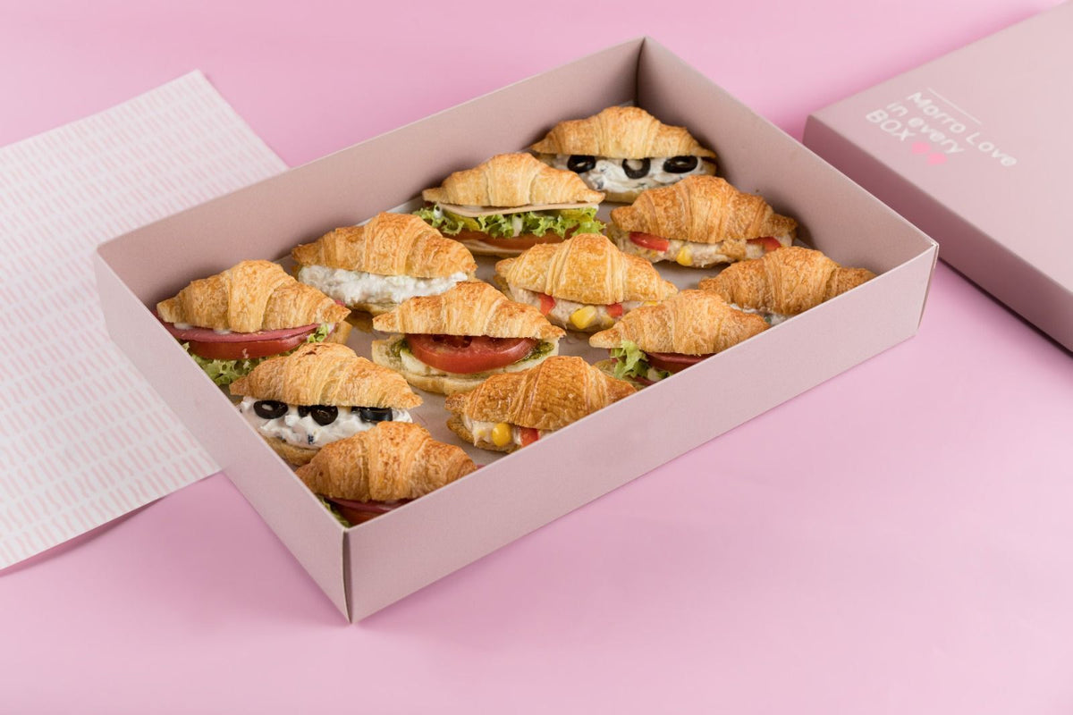 Small Breakfast Box 2 (3 types of your choice, 12 pieces)